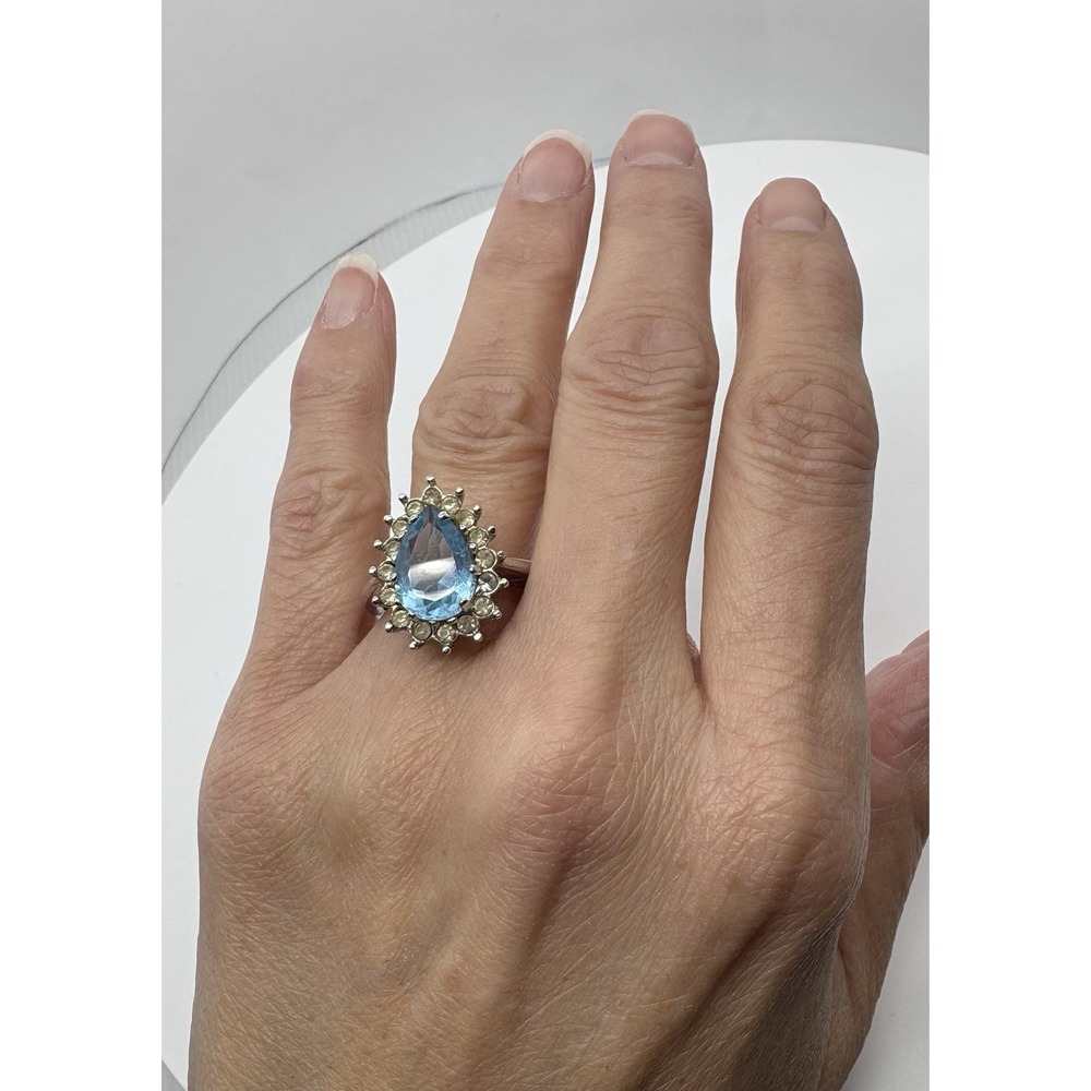Gorgeous Vintage Topaz Color Ring‎ Silver Tone Size 6 with Inner Spring